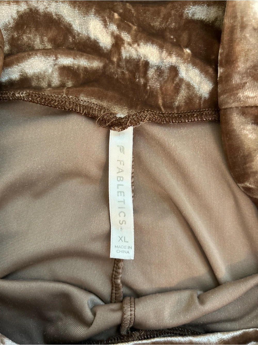 Fabletics Crushed Velvet Activewear Set XL Sports Bra Leggings Yoga Gym Athlete - Picture 16 of 16